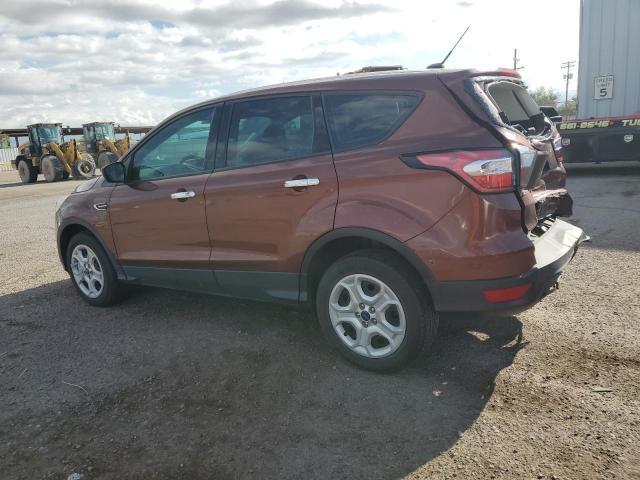 1FMCU0F79JUA24485 - 2018 FORD ESCAPE S MAROON photo 2