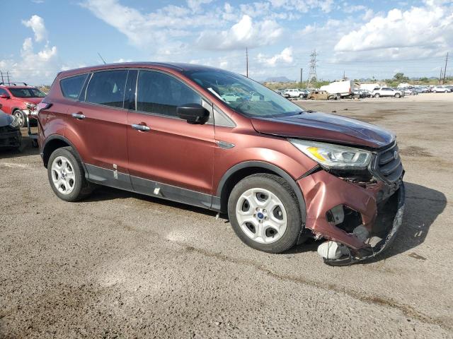 1FMCU0F79JUA24485 - 2018 FORD ESCAPE S MAROON photo 4