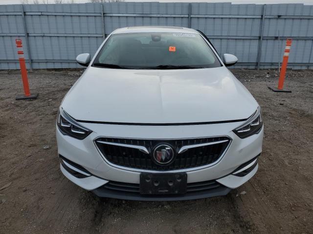 W04GP6SX4J1060036 - 2018 BUICK REGAL ESSENCE WHITE photo 5