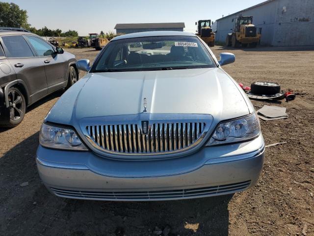 1LNHM81WX7Y609807 - 2007 LINCOLN TOWN CAR SIGNATURE أزرق صورة 5