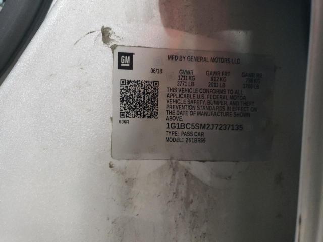 1G1BC5SM2J7237135 - 2018 CHEVROLET CRUZE LS 银色 照片 12