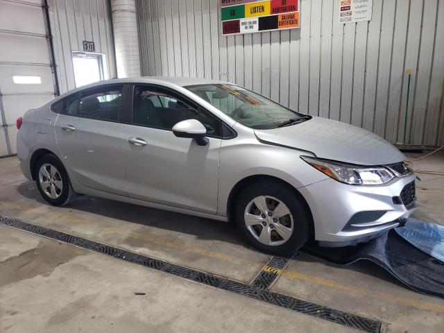 1G1BC5SM2J7237135 - 2018 CHEVROLET CRUZE LS 银色 照片 4