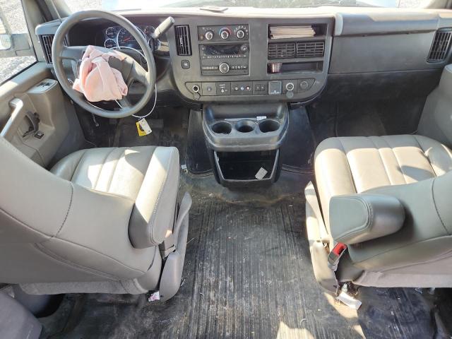 1GCWGAFP7K1347645 - 2019 CHEVROLET EXPRESS G2 WHITE photo 8