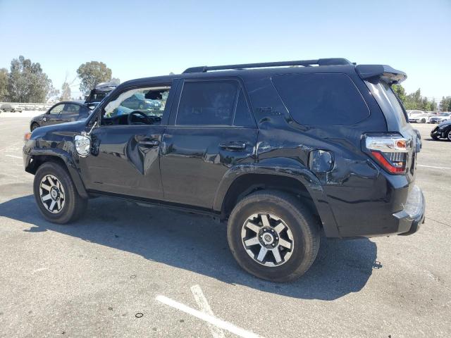 JTEBU5JR7L5827097 - 2020 TOYOTA 4RUNNER SR5/SR5 PREMIUM BLACK photo 2