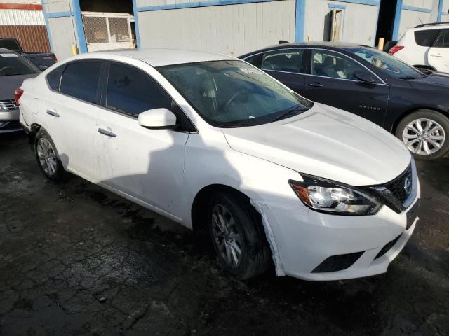 3N1AB7AP2JY255889 - 2018 NISSAN SENTRA S WHITE photo 4