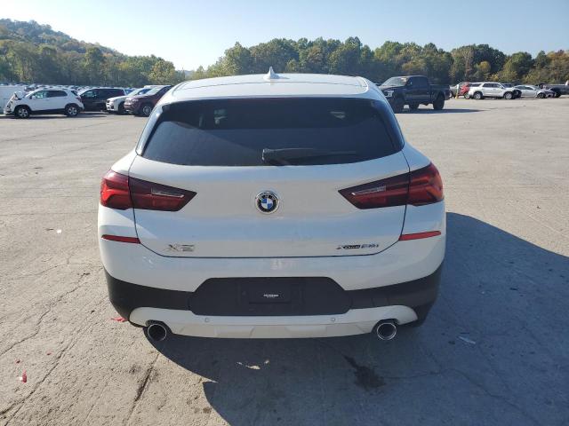 WBXYJ1C05P5V33981 - 2023 BMW X2 XDRIVE28I WHITE photo 6