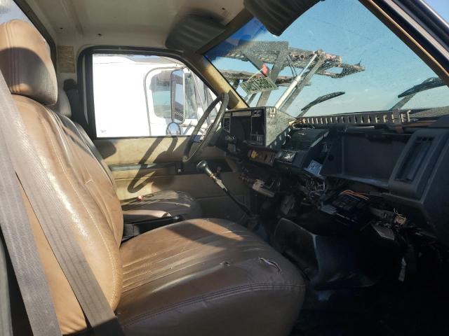 1GDM7H1C3XJ517510 - 1999 GMC C-SERIES C7H042 WHITE photo 5