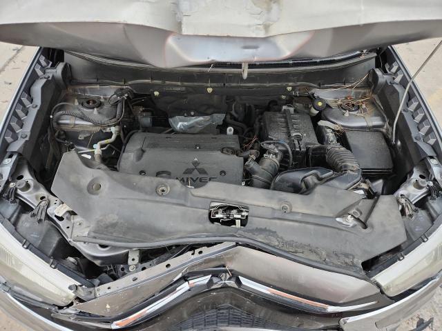 JA4AR3AU4JZ033555 - 2018 MITSUBISHI OUTLANDER ES Gri fotoğraf 12