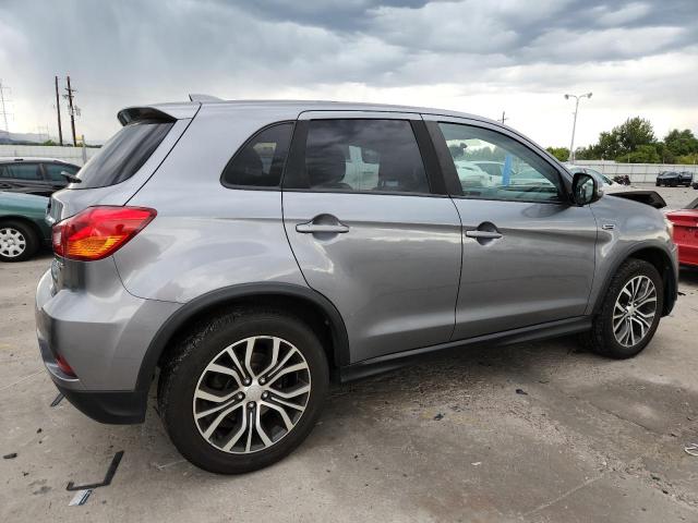 JA4AR3AU4JZ033555 - 2018 MITSUBISHI OUTLANDER ES Gri fotoğraf 3