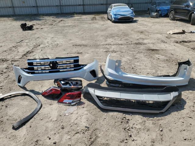 1V2DC2CAXNC222493 - 2022 VOLKSWAGEN ATLAS CROS SE 白色 照片 13