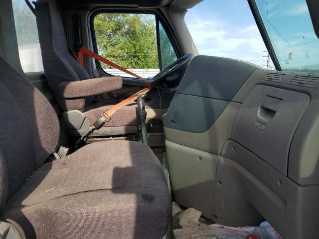 3AKJGEDV3FSGB2151 - 2015 FREIGHTLINER CASCADIA 1 WHITE photo 5