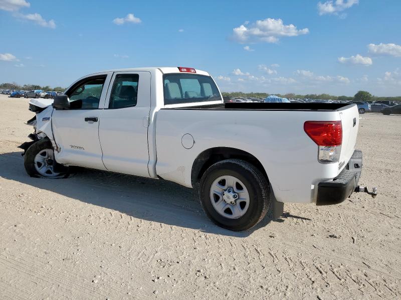 5TFUW5F13DX315708 - 2013 TOYOTA TUNDRA DOUBLE CAB SR5 WHITE photo 2