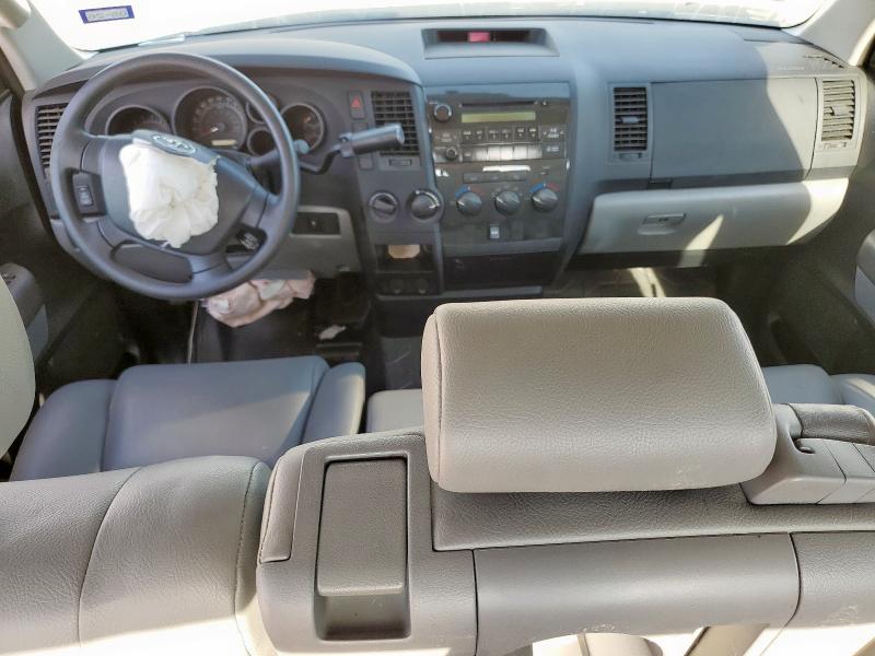 5TFUW5F13DX315708 - 2013 TOYOTA TUNDRA DOUBLE CAB SR5 WHITE photo 8