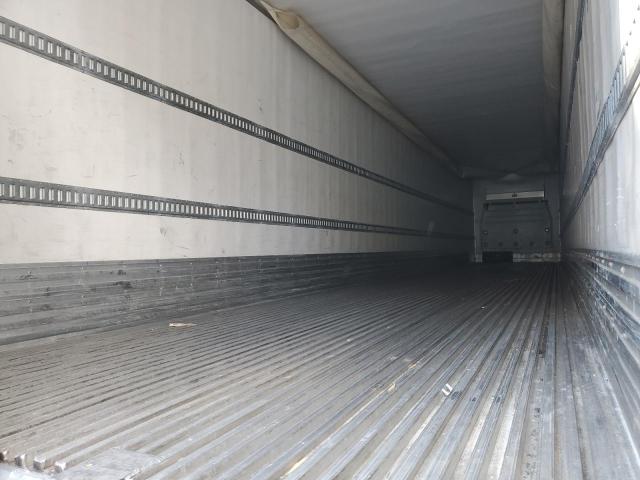 1UYVS2535GM643110 - 2016 UTILITY VS2RA WHITE photo 6