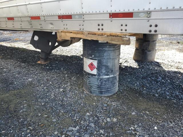 1UYVS2535GM643110 - 2016 UTILITY VS2RA WHITE photo 9