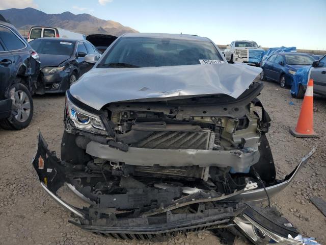 1G4GB5G38GF259294 - 2016 BUICK LACROSSE SILVER photo 5