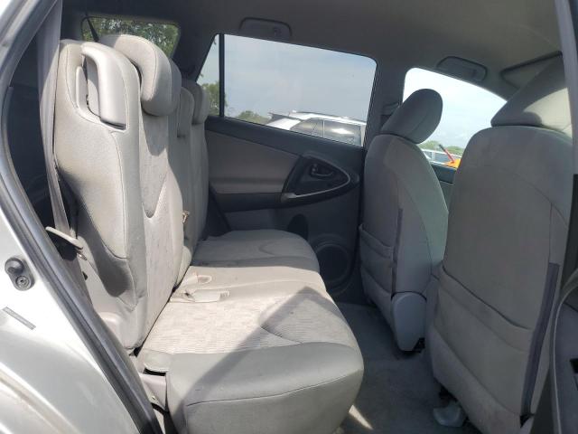 2T3BF4DV8AW077247 - 2010 TOYOTA RAV4 银色 照片 11