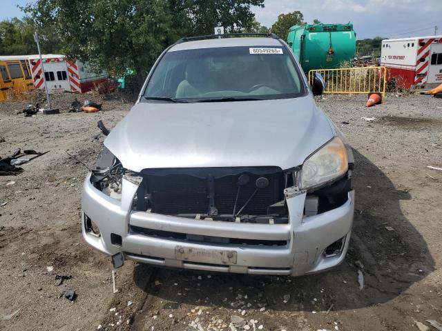 2T3BF4DV8AW077247 - 2010 TOYOTA RAV4 银色 照片 5