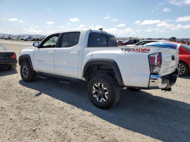 3TYCZ5AN5PT122472 - 2023 TOYOTA TACOMA DOUBLE CAB WHITE photo 2