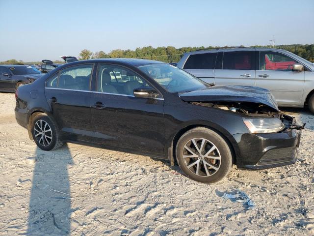 3VWDB7AJ1HM236433 - 2017 VOLKSWAGEN JETTA SE BLACK photo 4