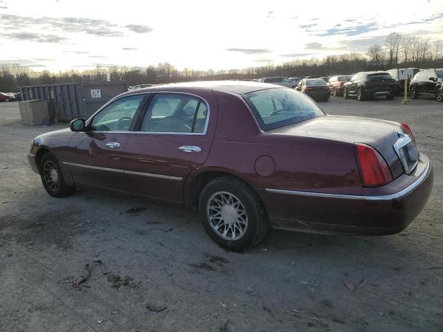 1LNHM81W8YY777835 - 2000 LINCOLN TOWN CAR EXECUTIVE BURGUNDY photo 2
