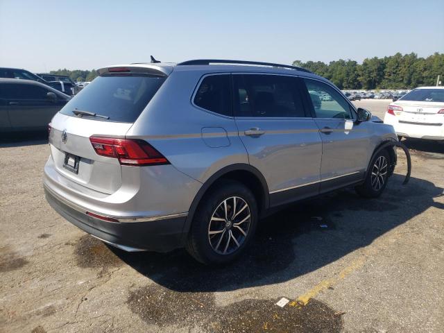 3VV3B7AX3LM046789 - 2020 VOLKSWAGEN TIGUAN SE SILVER photo 3