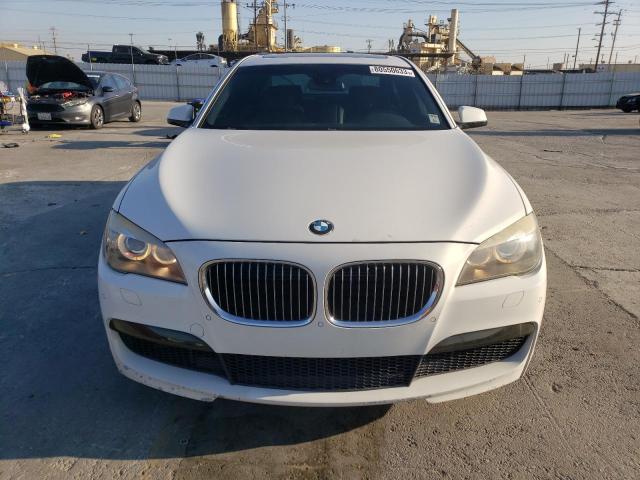 WBAKA8C55BCY36851 - 2011 BMW 750 I WHITE photo 5