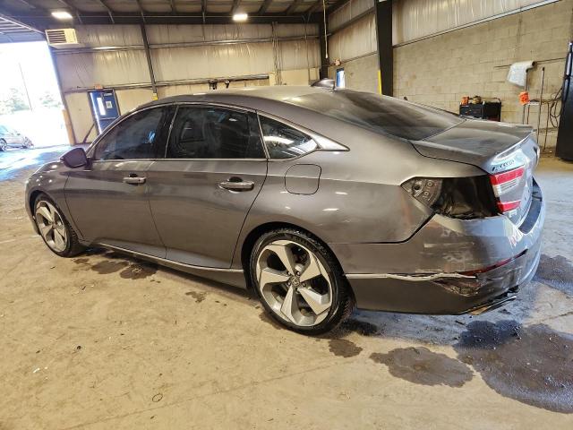 1HGCV2F98JA003046 - 2018 HONDA ACCORD TOURING 灰色 照片 2