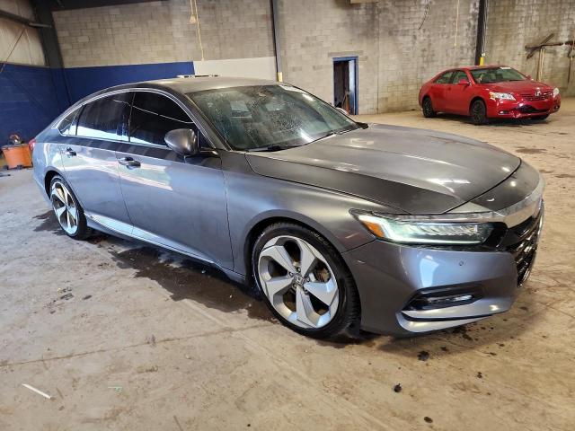 1HGCV2F98JA003046 - 2018 HONDA ACCORD TOURING 灰色 照片 4