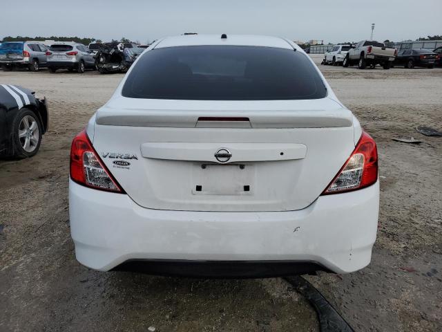 3N1CN7AP9JL873093 - 2018 NISSAN VERSA S WHITE photo 6