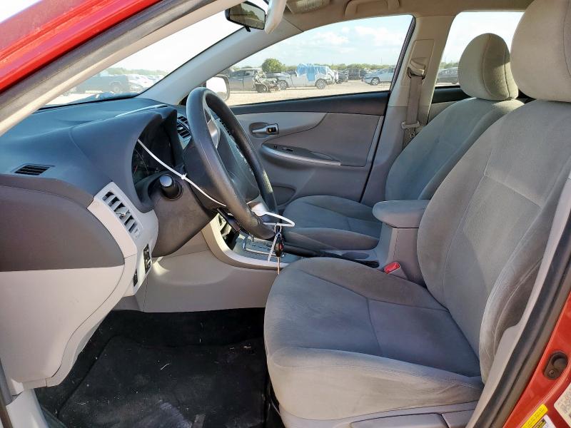 5YFBU4EE2CP039580 - 2012 TOYOTA COROLLA BASE RED photo 7