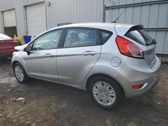 3FADP4TJ3HM103078 - 2017 FORD FIESTA S SILVER photo 2