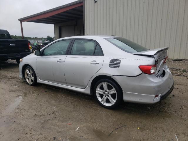2T1BU4EE1DC997904 - 2013 TOYOTA COROLLA BASE Argent photo 2