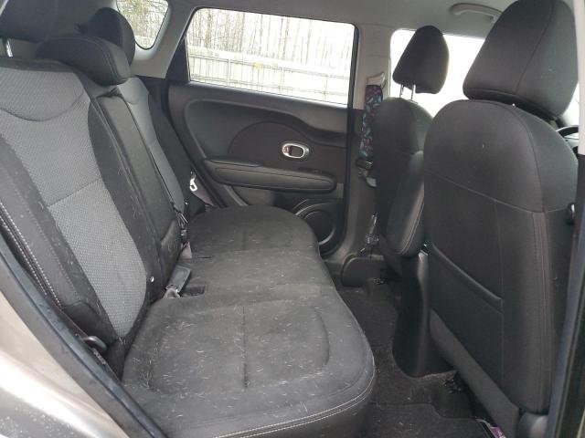 KNDJP3A57J7539929 - 2018 KIA SOUL + GRAY photo 11