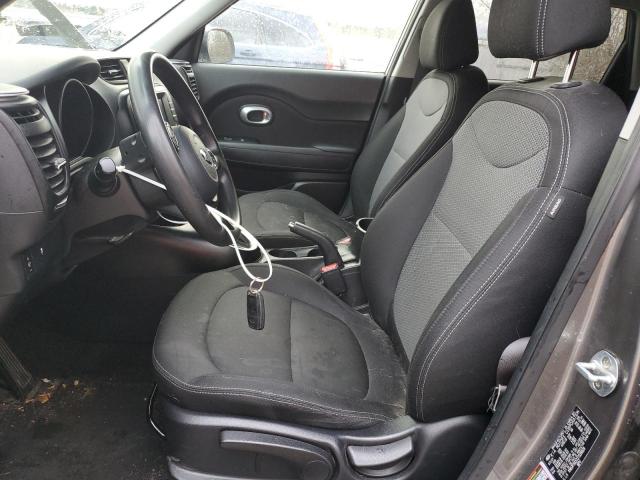 KNDJP3A57J7539929 - 2018 KIA SOUL + GRAY photo 7