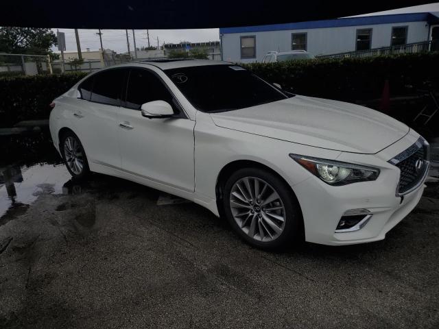 JN1EV7BR5NM341120 - 2022 INFINITI Q50 LUXE WHITE photo 4