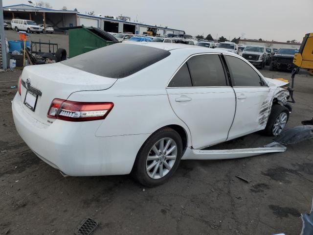 4T4BF3EK2BR157433 - 2011 TOYOTA CAMRY BASE WHITE photo 3