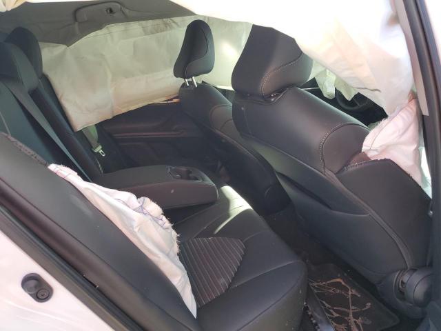 4T1G11AK8RU861655 - 2024 TOYOTA CAMRY SE NIGHT SHADE WHITE photo 10