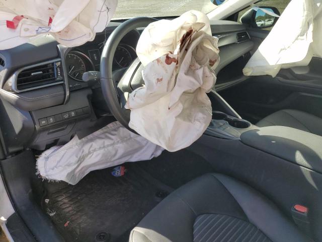 4T1G11AK8RU861655 - 2024 TOYOTA CAMRY SE NIGHT SHADE WHITE photo 8