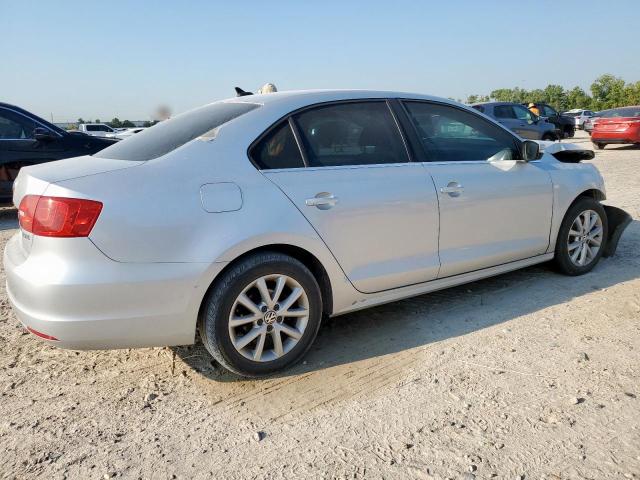 3VWDX7AJ0DM392751 - 2013 VOLKSWAGEN JETTA SE SILVER photo 3