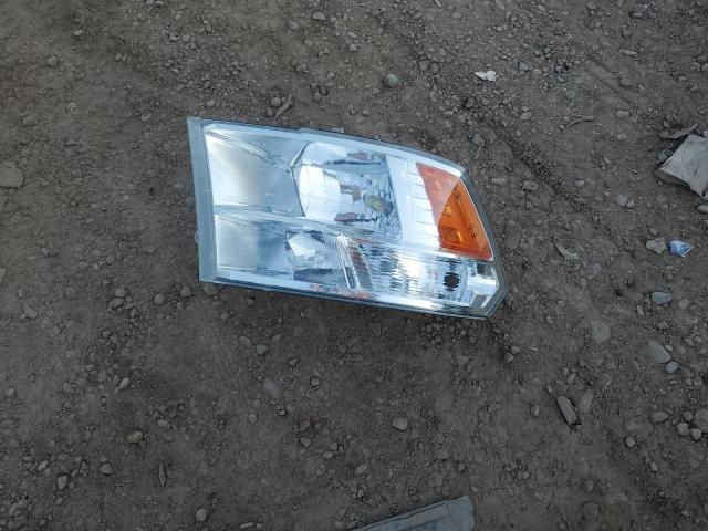 1C6RR6TT3KS733017 - 2019 RAM 1500 CLASS SLT 白色 照片 12