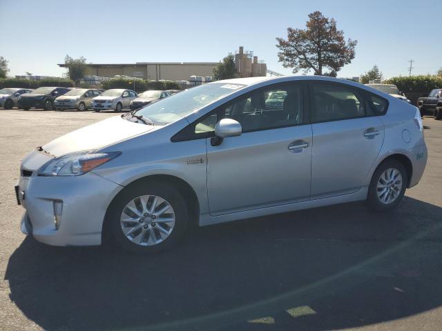 2015 TOYOTA PRIUS PLUG, 