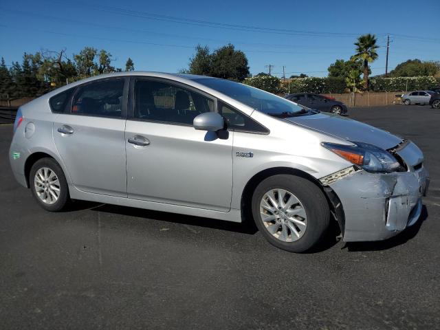 JTDKN3DP0F3066056 - 2015 TOYOTA PRIUS PLUG SILVER photo 4