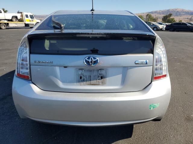 JTDKN3DP0F3066056 - 2015 TOYOTA PRIUS PLUG SILVER photo 6