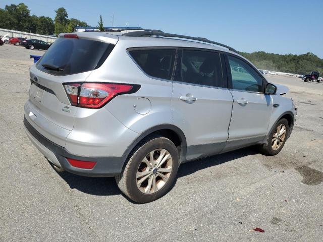 1FMCU0GD7JUD23137 - 2018 FORD ESCAPE SE Күміс фото 3