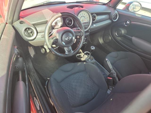 WMWSV3C52BTY25135 - 2011 MINI COOPER S RED photo 8