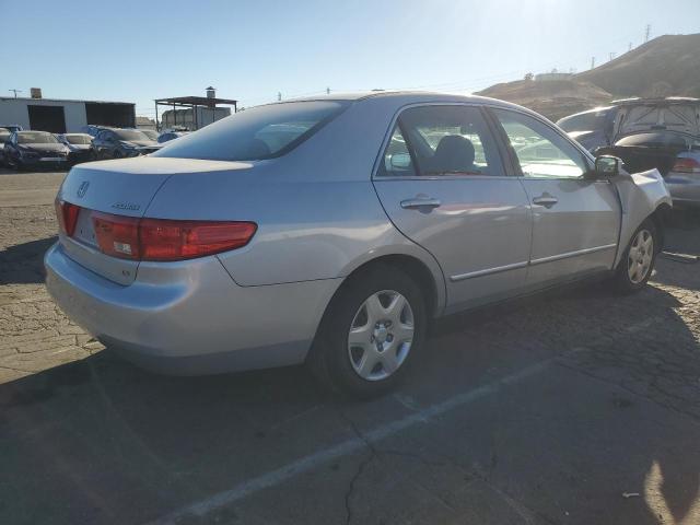 1HGCM56435A185611 - 2005 HONDA ACCORD LX SILVER photo 3