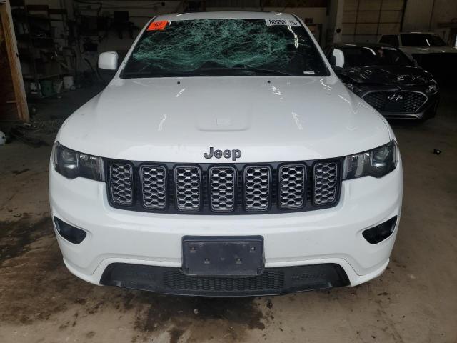 1C4RJFAG1JC263956 - 2018 JEEP GRAND CHER LAREDO Ақ фото 5