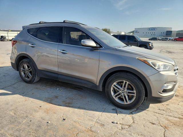5XYZU3LB9JG543286 - 2018 HYUNDAI SANTA FE S GRAY photo 4