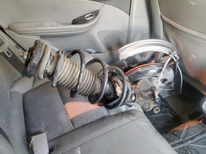 2G1105SA9J9160515 - 2018 CHEVROLET IMPALA LT WHITE photo 12